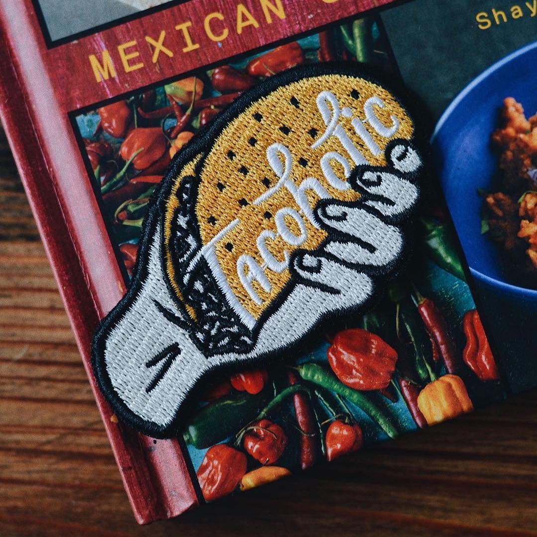 tacoholic hand lettering illustration